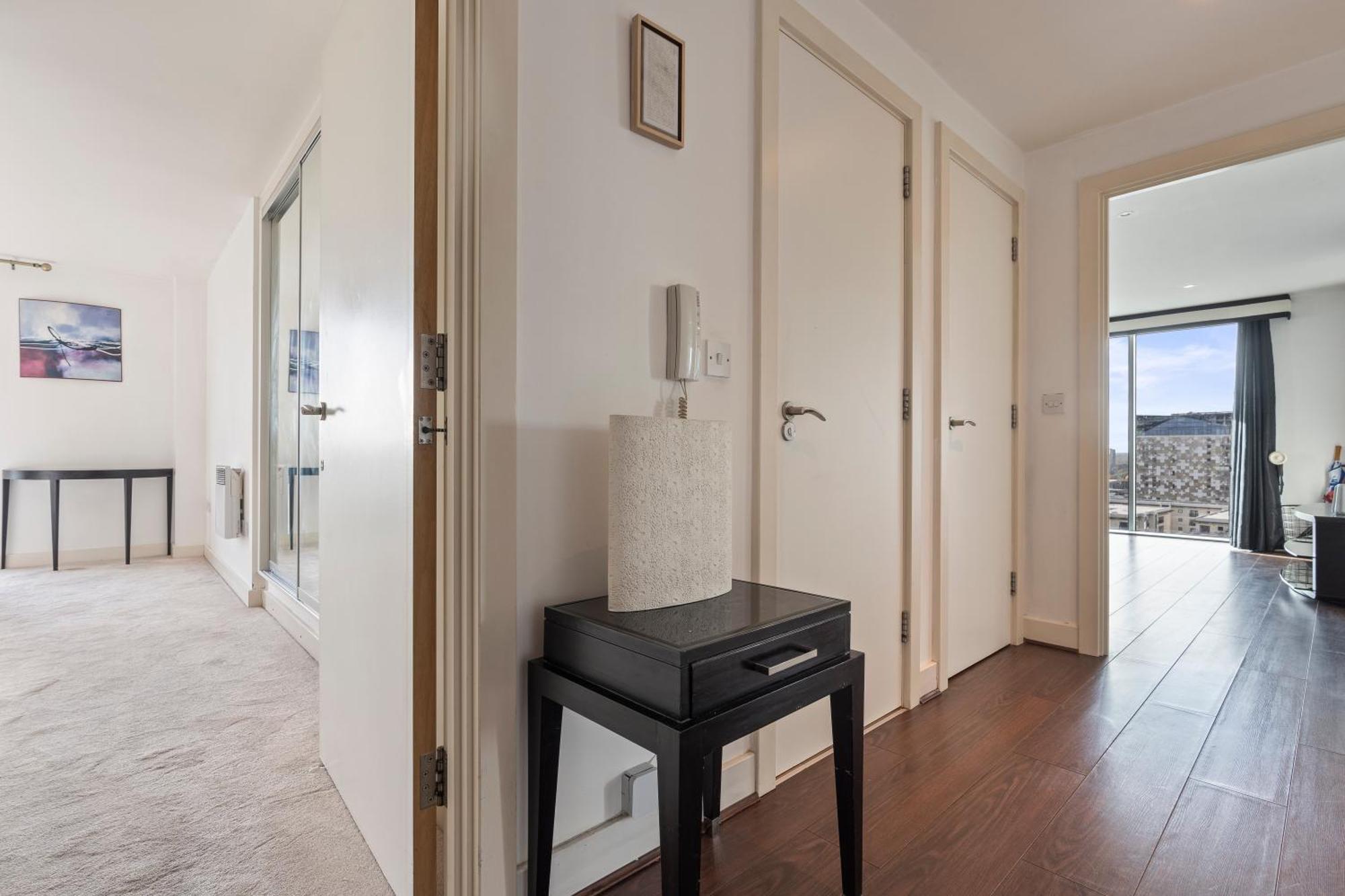Ultra Luxury! View In Centre!! *