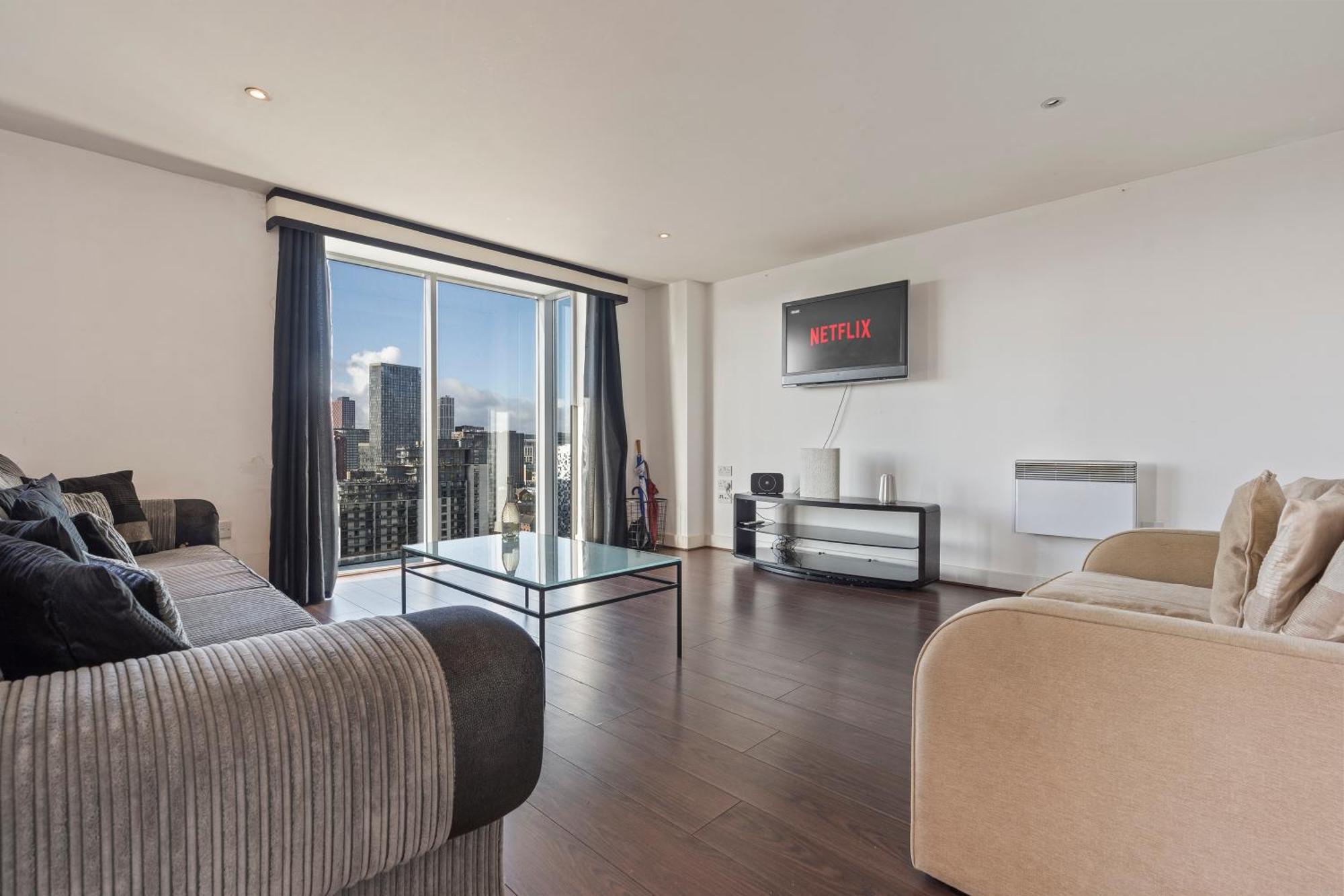 Ultra Luxury! View In Centre!! Birmingham