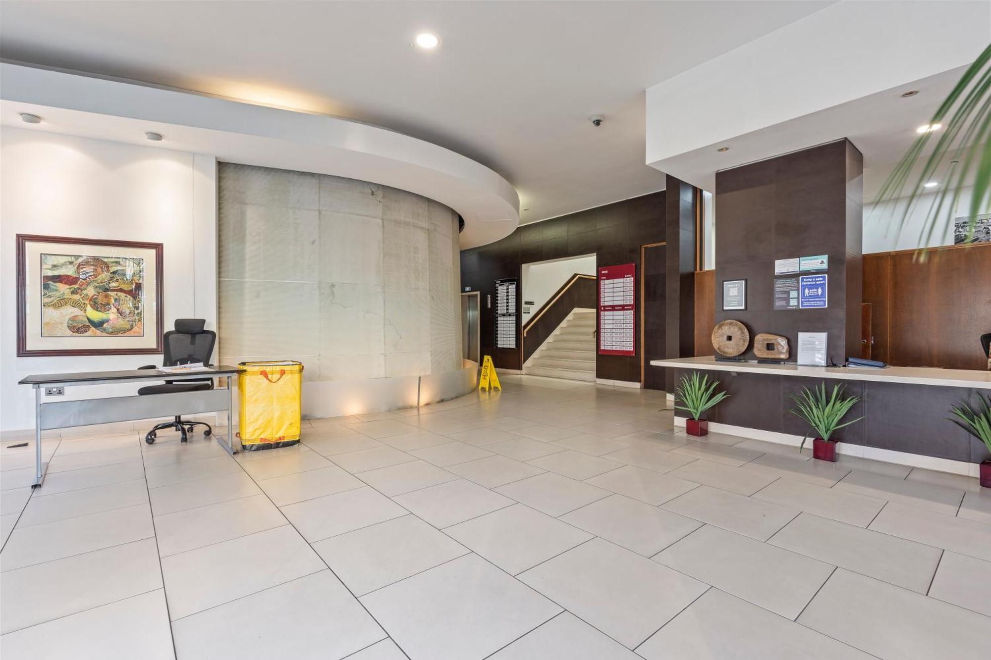 Ultra Luxury! View In Centre!! * Birmingham