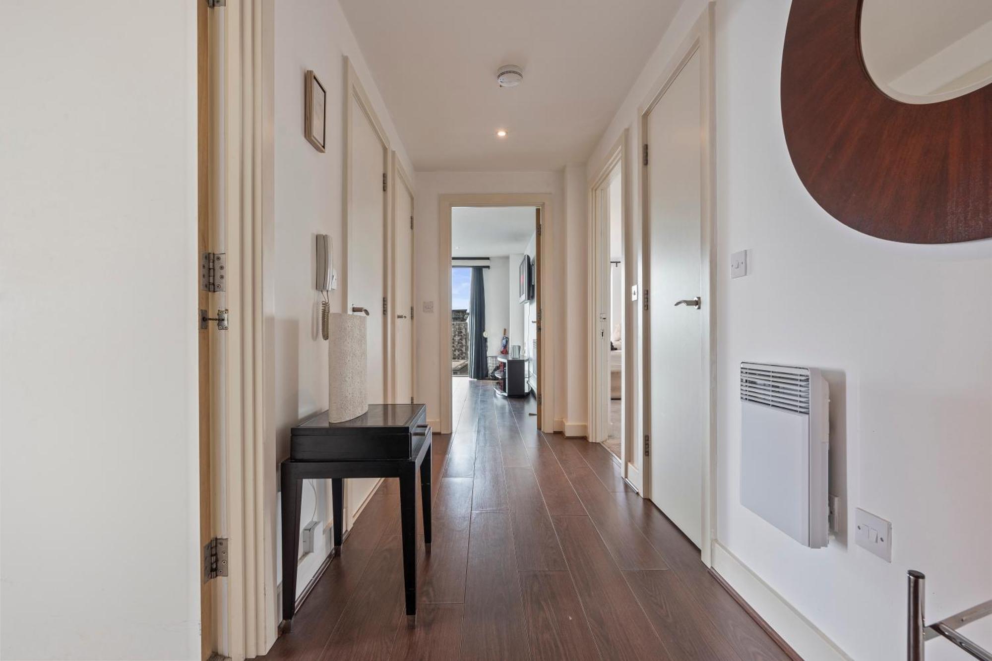 Ultra Luxury! View In Centre!! * Birmingam